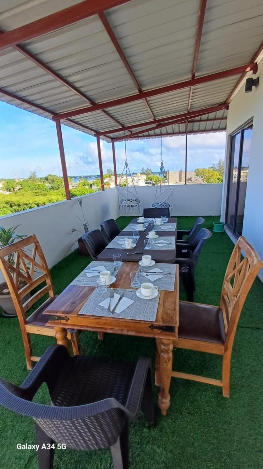 Le Binome Aparthotel Grand Baie Exterior photo